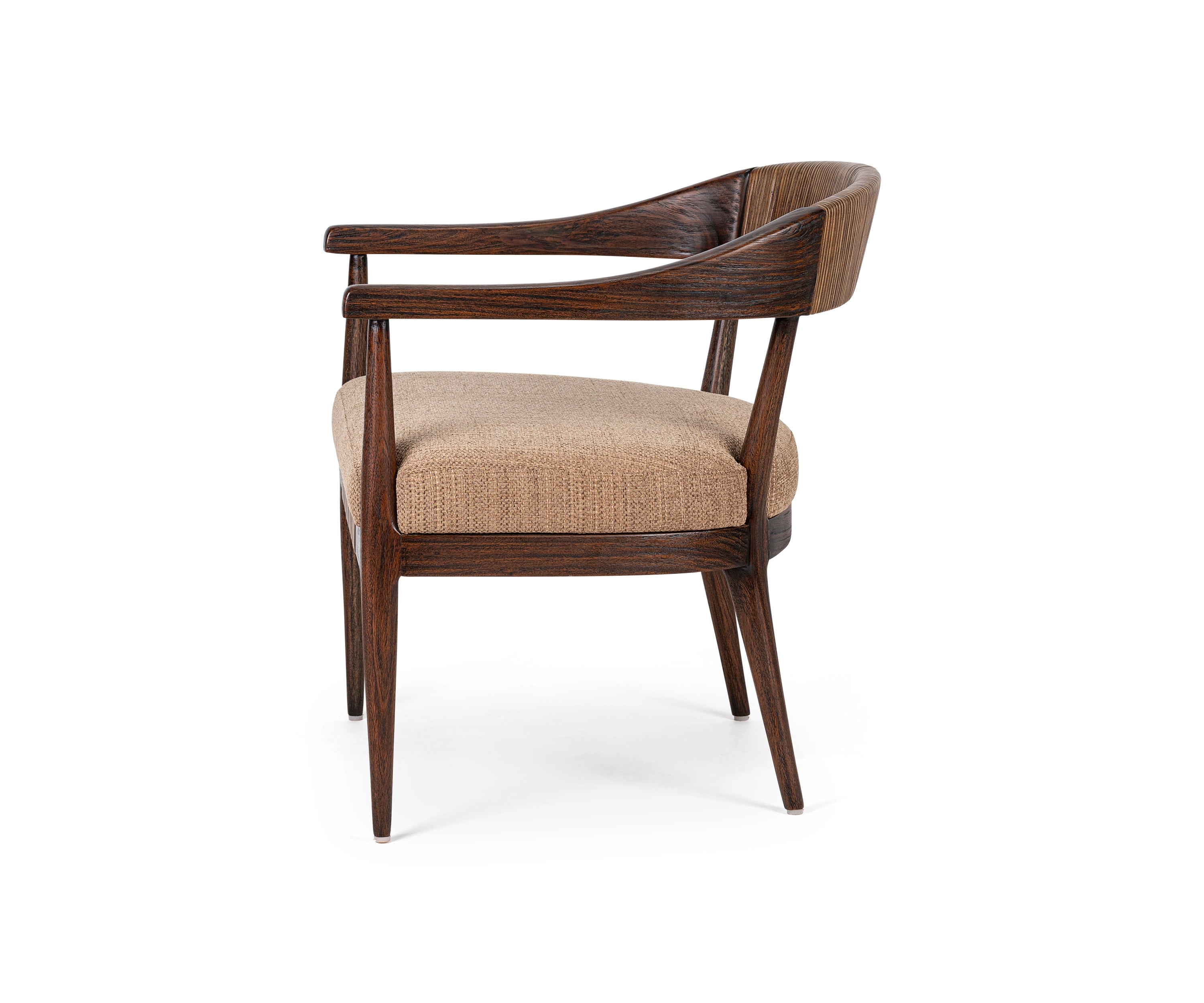 URMIA LOUNGE CHAIR